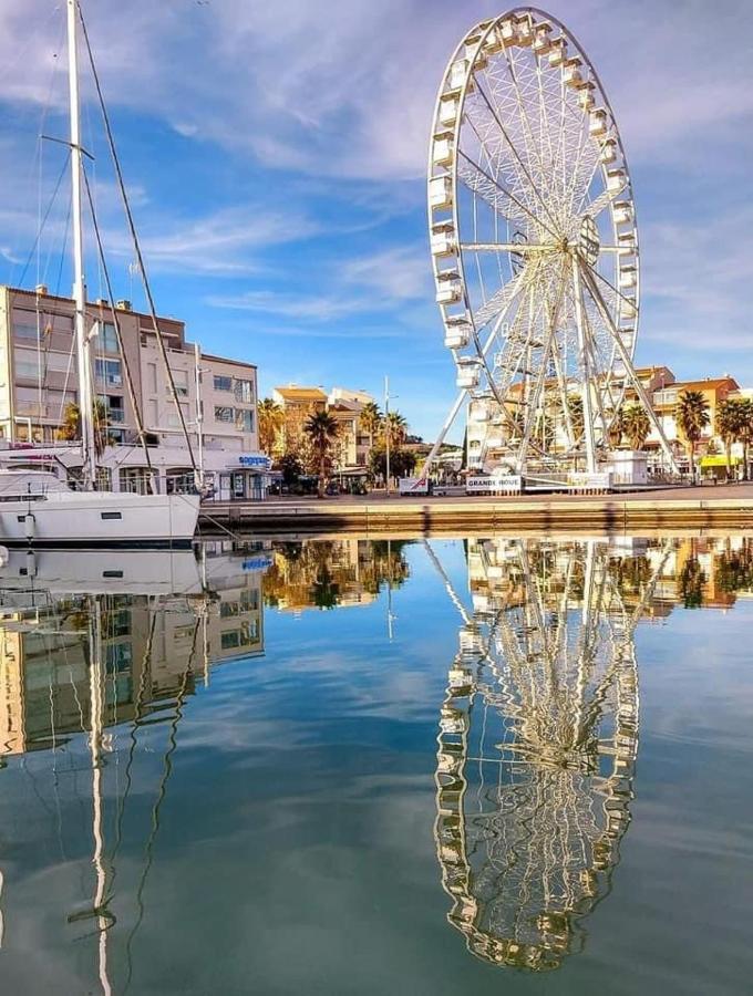 studio la grande roue VUE MAGNIFIQUE Agde Esterno foto